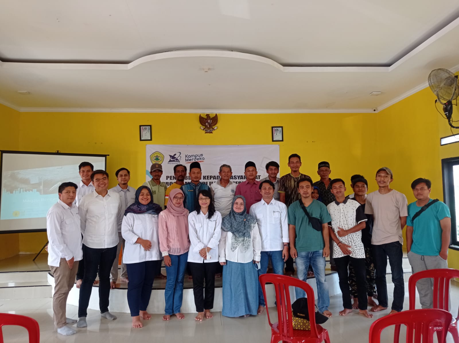 Pengabdian Prodi Ilmu Pemerintahan di Desa Teluk, Kecamatan Labuan, Kabupaten Pandeglang dengan Tema Mitigasi Bencana.